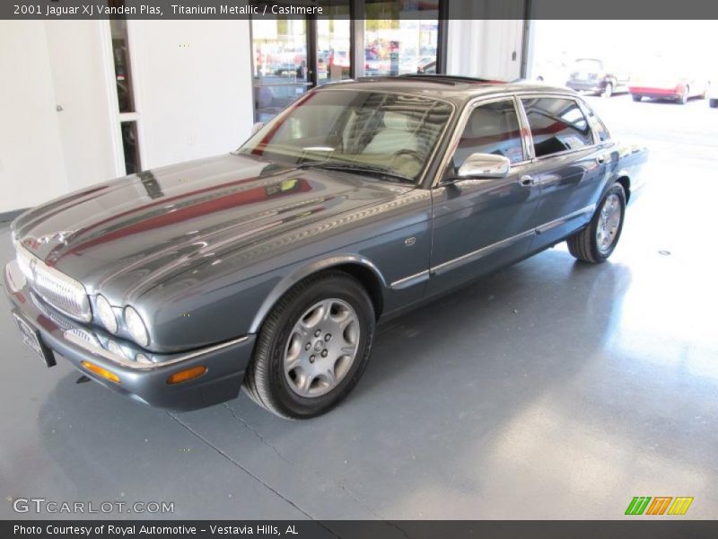 Titanium Metallic / Cashmere 2001 Jaguar XJ Vanden Plas