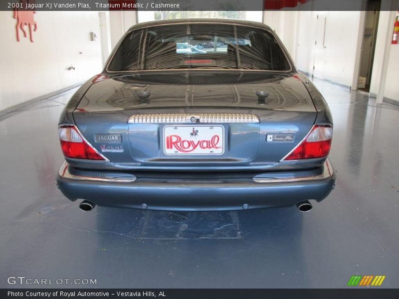 Titanium Metallic / Cashmere 2001 Jaguar XJ Vanden Plas