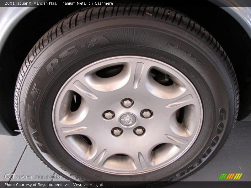 Titanium Metallic / Cashmere 2001 Jaguar XJ Vanden Plas
