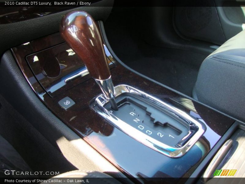 Black Raven / Ebony 2010 Cadillac DTS Luxury