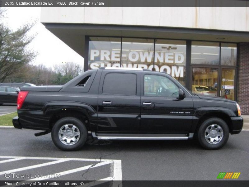 Black Raven / Shale 2005 Cadillac Escalade EXT AWD