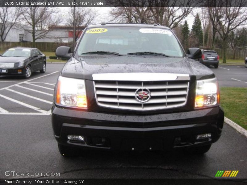 Black Raven / Shale 2005 Cadillac Escalade EXT AWD