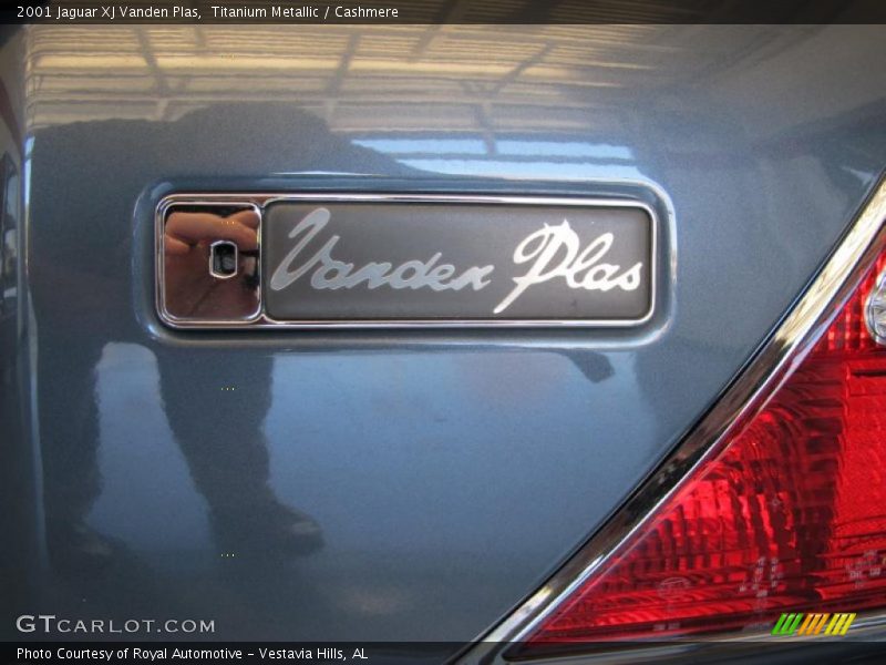 Titanium Metallic / Cashmere 2001 Jaguar XJ Vanden Plas