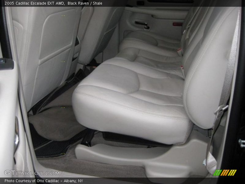 Black Raven / Shale 2005 Cadillac Escalade EXT AWD
