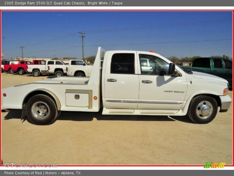 Bright White / Taupe 2005 Dodge Ram 3500 SLT Quad Cab Chassis