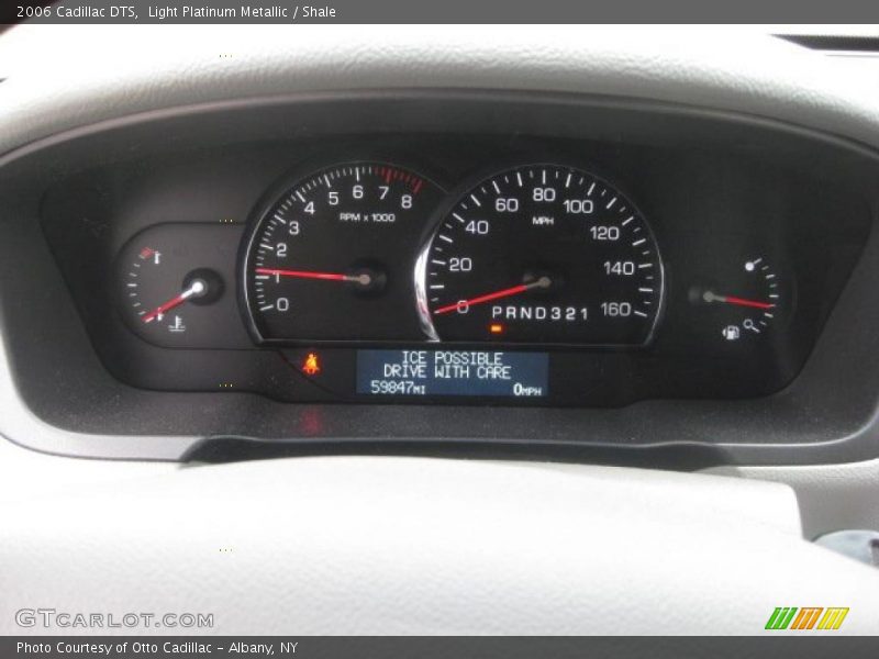 Light Platinum Metallic / Shale 2006 Cadillac DTS
