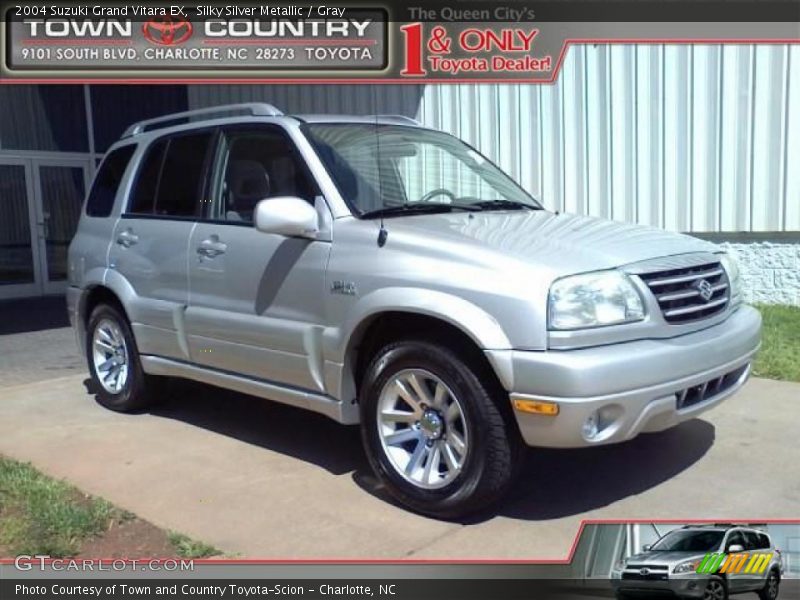 Silky Silver Metallic / Gray 2004 Suzuki Grand Vitara EX
