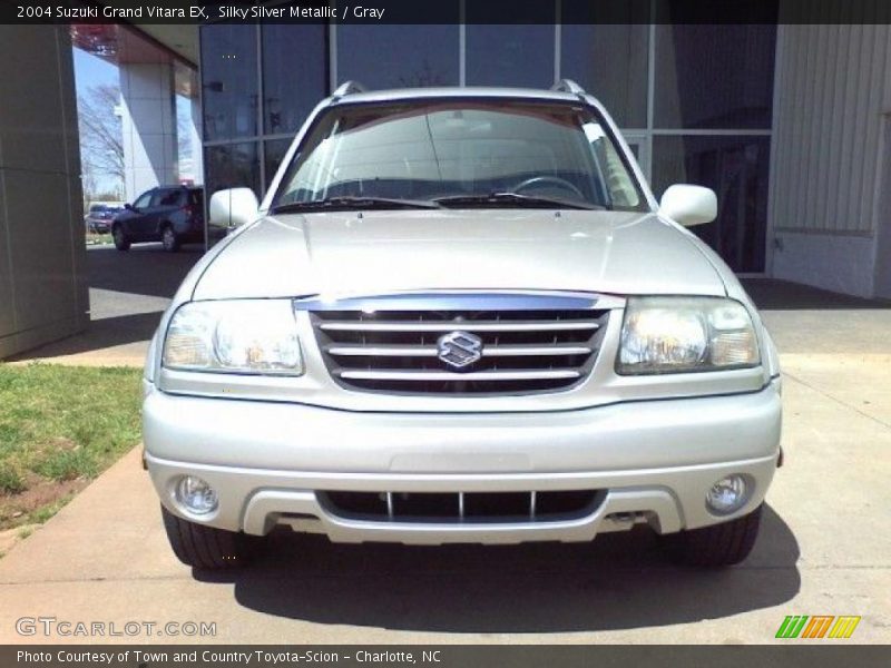 Silky Silver Metallic / Gray 2004 Suzuki Grand Vitara EX