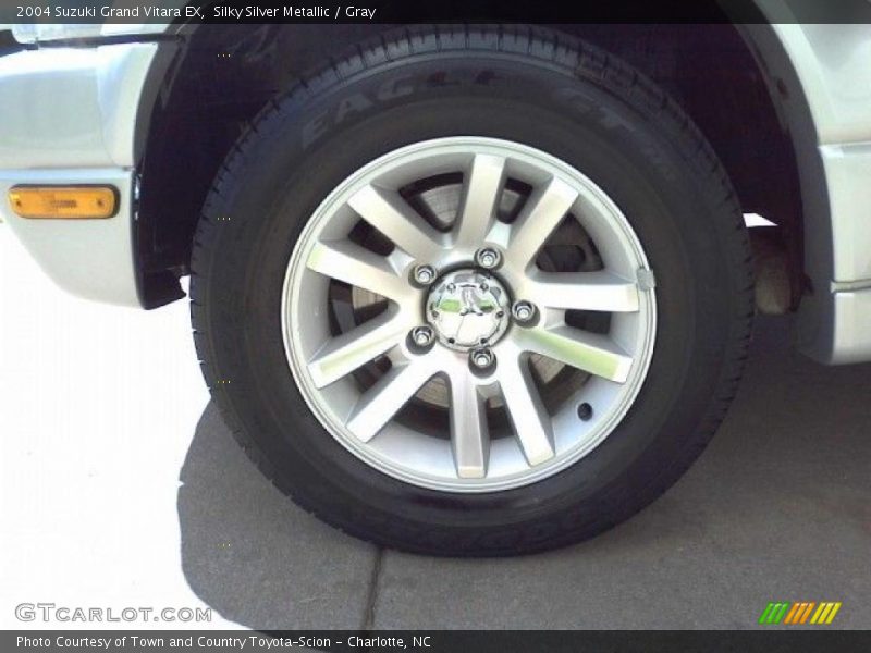 Silky Silver Metallic / Gray 2004 Suzuki Grand Vitara EX