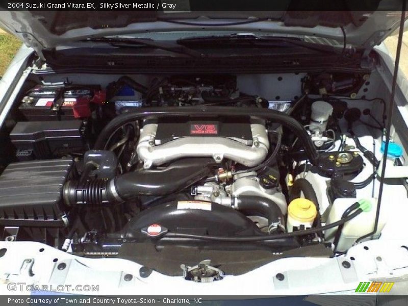Silky Silver Metallic / Gray 2004 Suzuki Grand Vitara EX