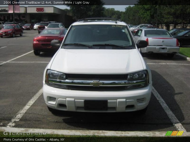 Summit White / Light Gray 2006 Chevrolet TrailBlazer LS 4x4