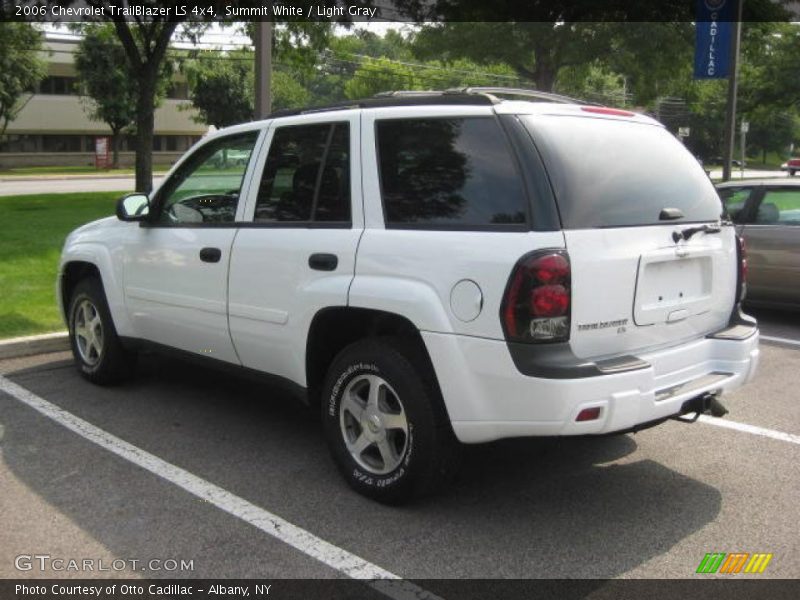 Summit White / Light Gray 2006 Chevrolet TrailBlazer LS 4x4