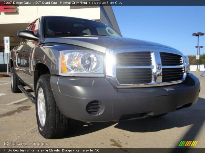 Mineral Gray Metallic / Medium Slate Gray 2007 Dodge Dakota SXT Quad Cab
