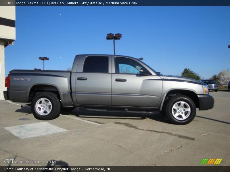 Mineral Gray Metallic / Medium Slate Gray 2007 Dodge Dakota SXT Quad Cab