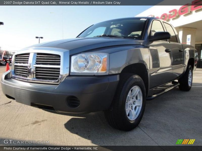 Mineral Gray Metallic / Medium Slate Gray 2007 Dodge Dakota SXT Quad Cab
