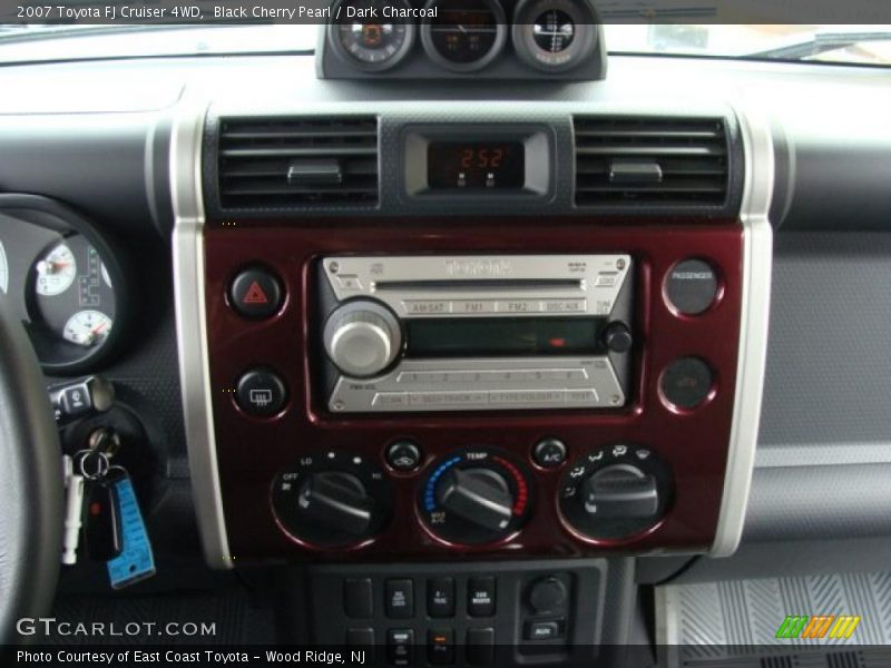 Black Cherry Pearl / Dark Charcoal 2007 Toyota FJ Cruiser 4WD