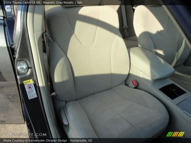Magnetic Gray Metallic / Ash 2009 Toyota Camry LE V6