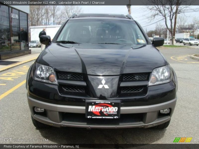 Labrador Black Pearl / Charcoal 2003 Mitsubishi Outlander XLS 4WD