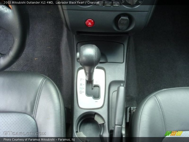 Labrador Black Pearl / Charcoal 2003 Mitsubishi Outlander XLS 4WD