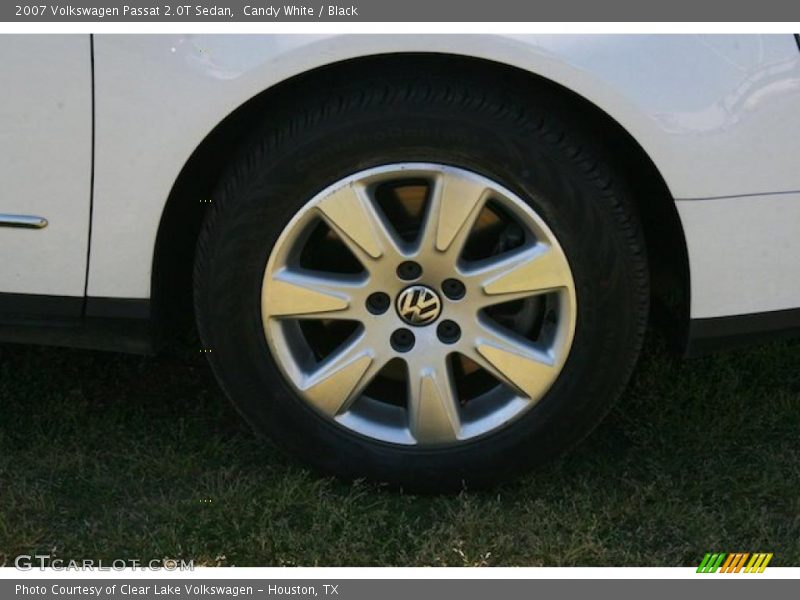 Candy White / Black 2007 Volkswagen Passat 2.0T Sedan
