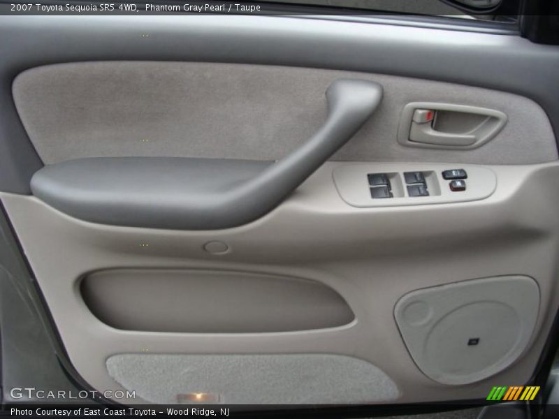 Phantom Gray Pearl / Taupe 2007 Toyota Sequoia SR5 4WD
