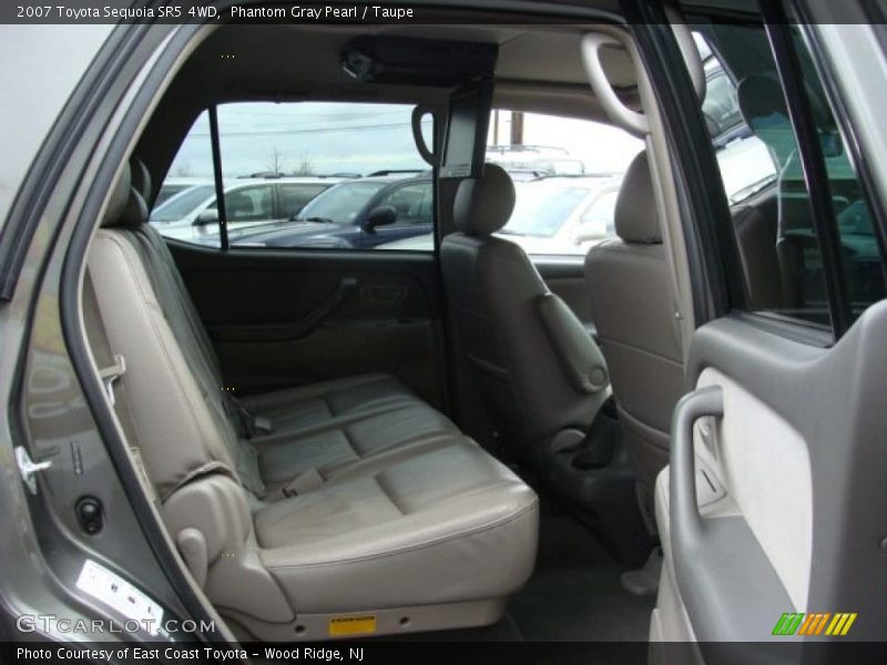 Phantom Gray Pearl / Taupe 2007 Toyota Sequoia SR5 4WD