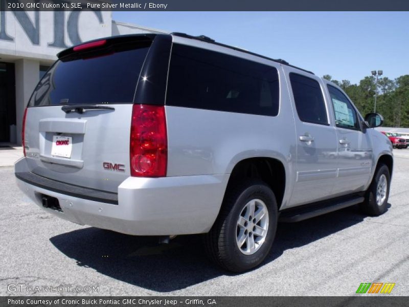 Pure Silver Metallic / Ebony 2010 GMC Yukon XL SLE