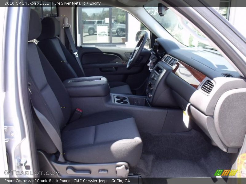 Pure Silver Metallic / Ebony 2010 GMC Yukon XL SLE