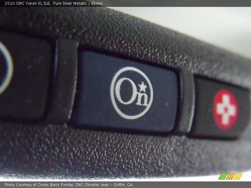 Pure Silver Metallic / Ebony 2010 GMC Yukon XL SLE