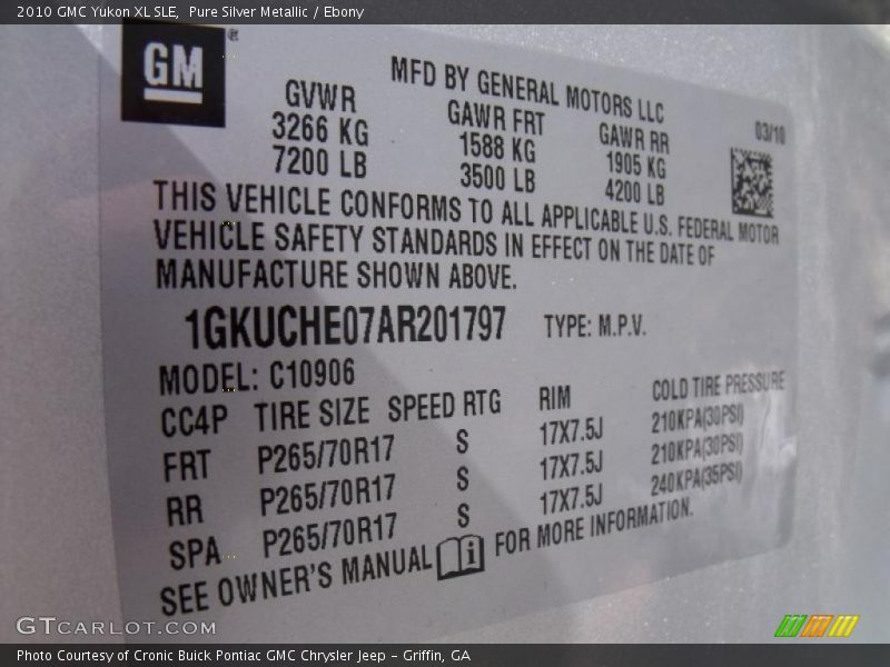 Pure Silver Metallic / Ebony 2010 GMC Yukon XL SLE