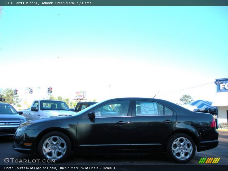 Atlantis Green Metallic / Camel 2010 Ford Fusion SE