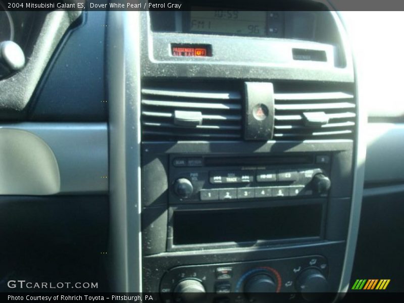 Dover White Pearl / Petrol Gray 2004 Mitsubishi Galant ES