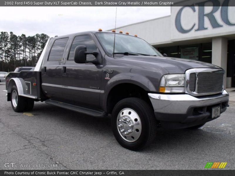 Dark Shadow Gray Metallic / Medium Graphite 2002 Ford F450 Super Duty XLT SuperCab Chassis