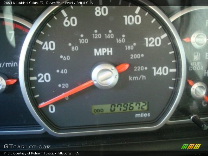 Dover White Pearl / Petrol Gray 2004 Mitsubishi Galant ES