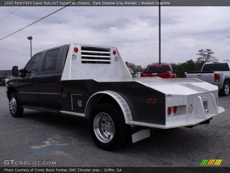 Dark Shadow Gray Metallic / Medium Graphite 2002 Ford F450 Super Duty XLT SuperCab Chassis