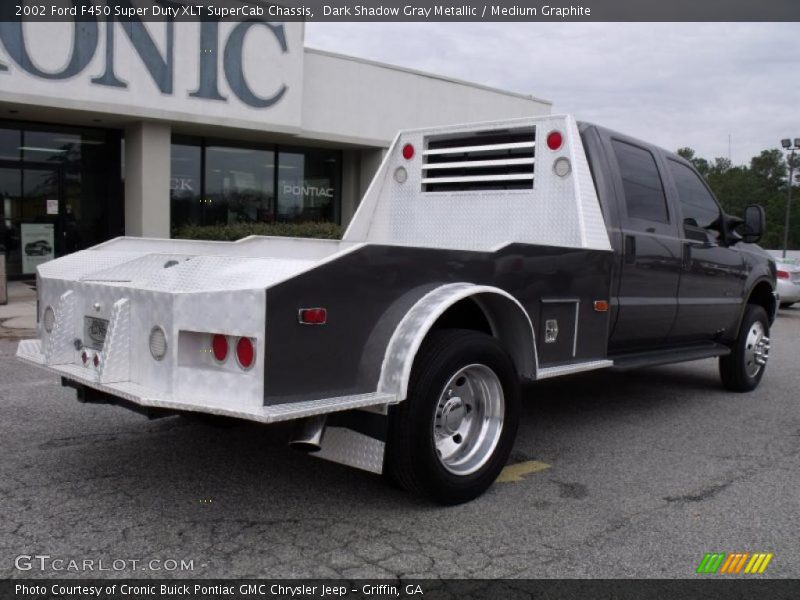 Dark Shadow Gray Metallic / Medium Graphite 2002 Ford F450 Super Duty XLT SuperCab Chassis