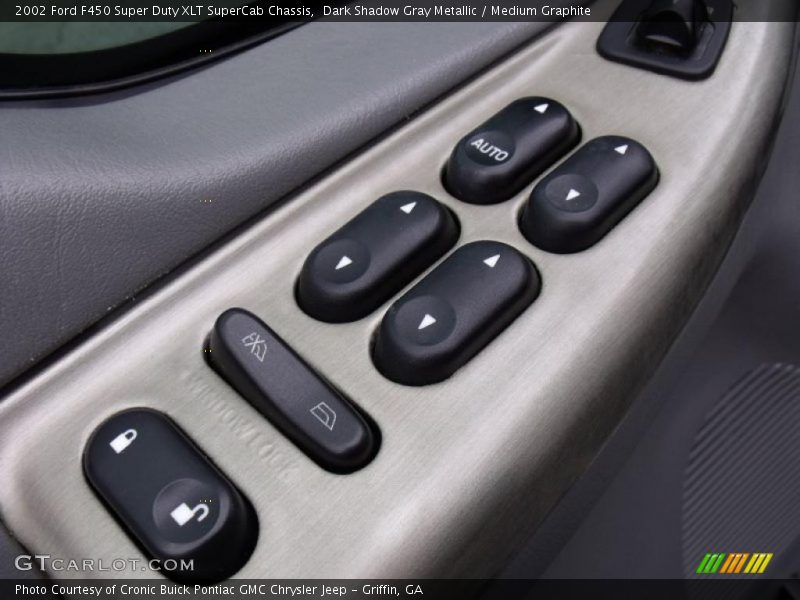 Dark Shadow Gray Metallic / Medium Graphite 2002 Ford F450 Super Duty XLT SuperCab Chassis