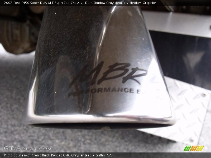 Dark Shadow Gray Metallic / Medium Graphite 2002 Ford F450 Super Duty XLT SuperCab Chassis