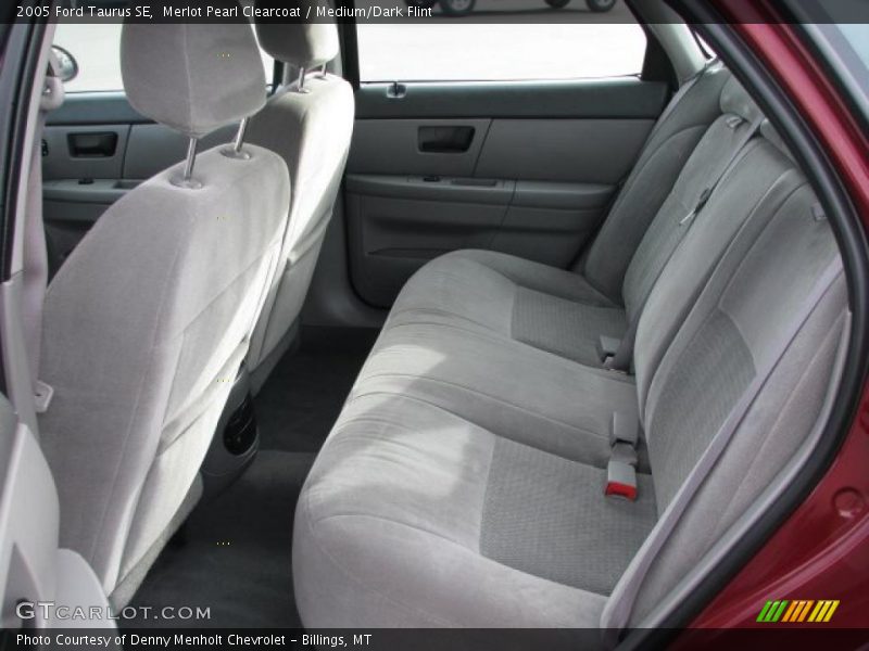 Merlot Pearl Clearcoat / Medium/Dark Flint 2005 Ford Taurus SE