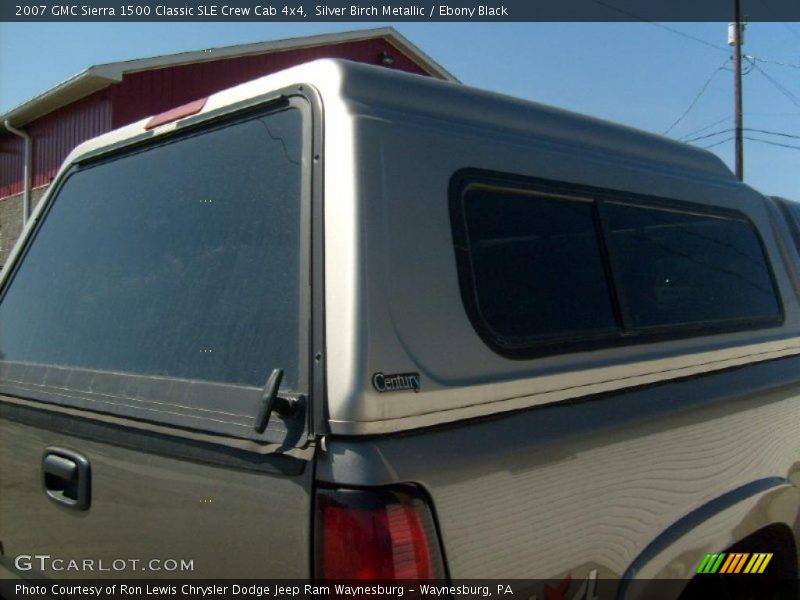Silver Birch Metallic / Ebony Black 2007 GMC Sierra 1500 Classic SLE Crew Cab 4x4