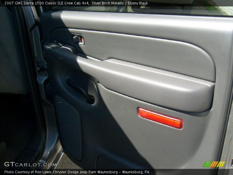 Silver Birch Metallic / Ebony Black 2007 GMC Sierra 1500 Classic SLE Crew Cab 4x4