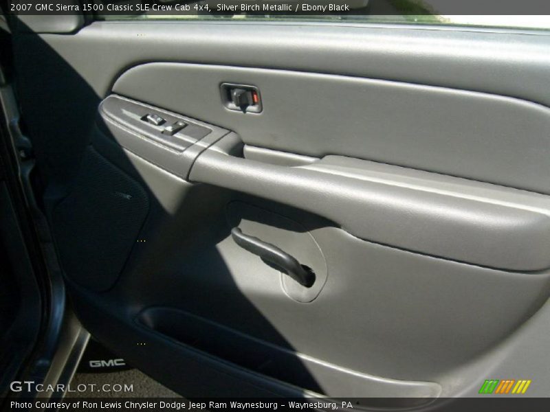 Silver Birch Metallic / Ebony Black 2007 GMC Sierra 1500 Classic SLE Crew Cab 4x4