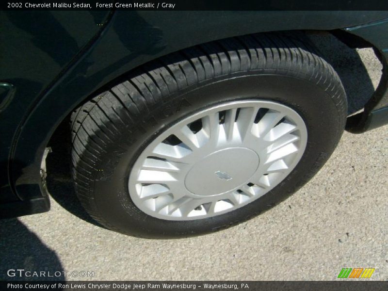 Forest Green Metallic / Gray 2002 Chevrolet Malibu Sedan