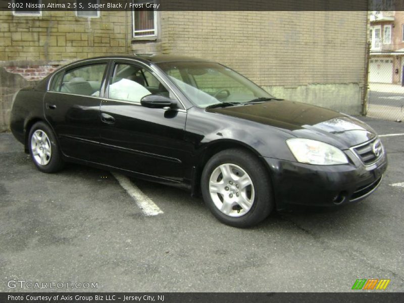 Super Black / Frost Gray 2002 Nissan Altima 2.5 S