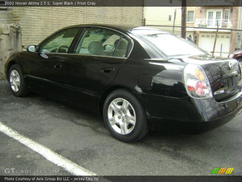 Super Black / Frost Gray 2002 Nissan Altima 2.5 S