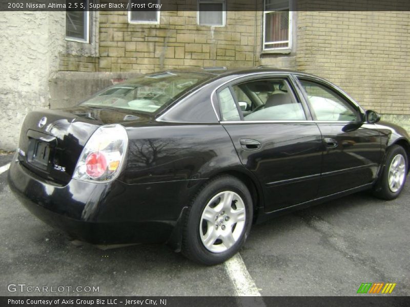 Super Black / Frost Gray 2002 Nissan Altima 2.5 S