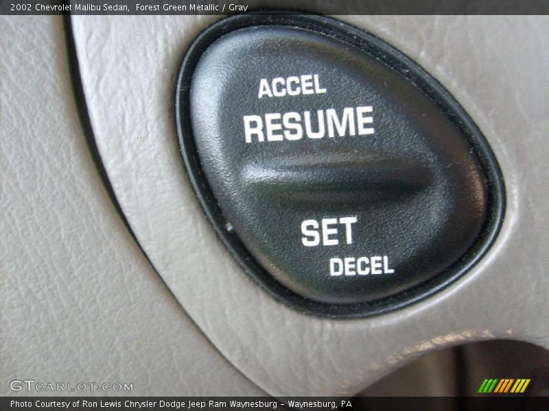 Forest Green Metallic / Gray 2002 Chevrolet Malibu Sedan