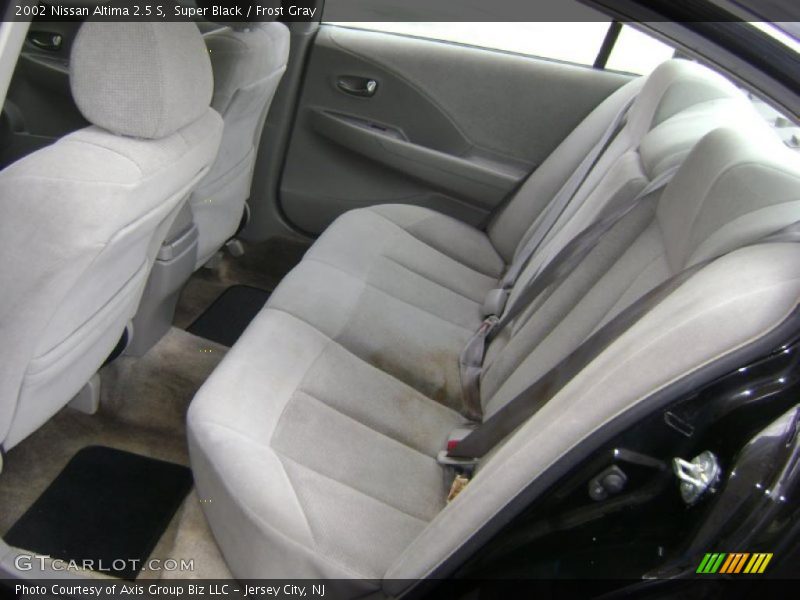 Super Black / Frost Gray 2002 Nissan Altima 2.5 S
