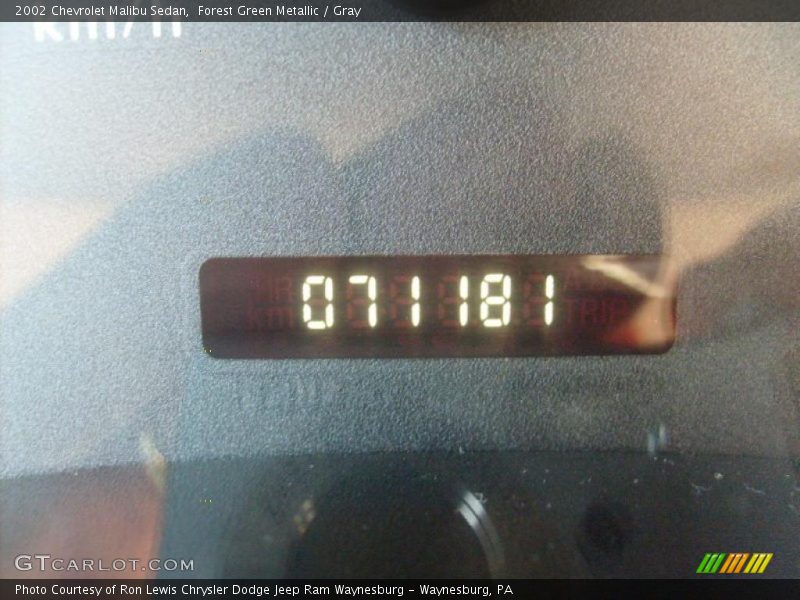 Forest Green Metallic / Gray 2002 Chevrolet Malibu Sedan