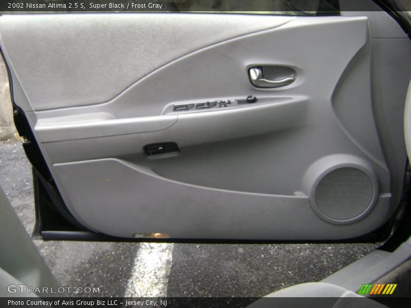 Super Black / Frost Gray 2002 Nissan Altima 2.5 S